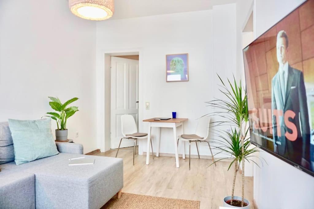 Neu I Moderne Zentrale Wohnung I Netflix I 4 Gaeste Andernach Exterior foto
